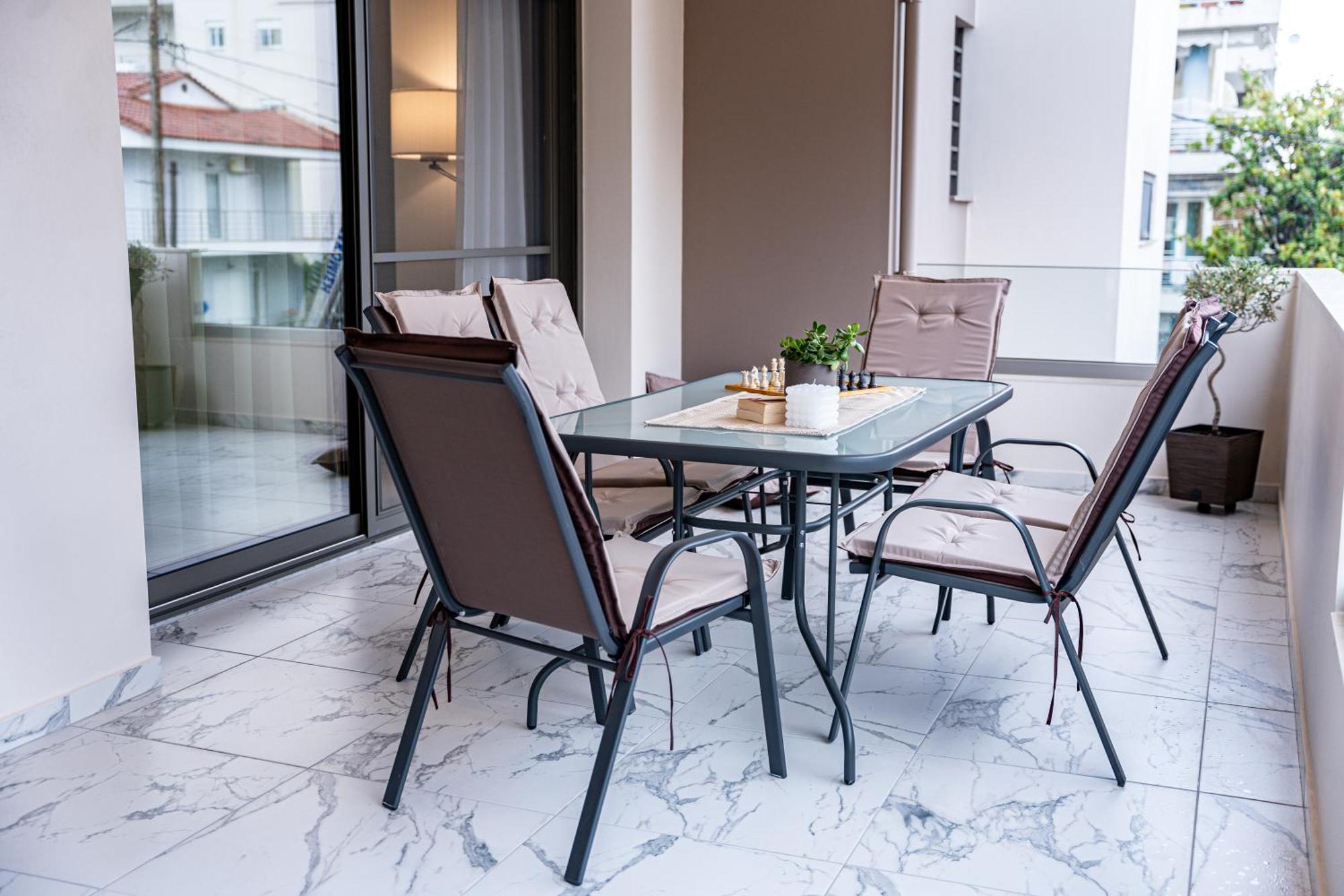 Euphoria Apartment Kalamata Extérieur photo